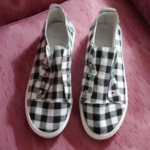 Women's slip-on canvas sneakers Buffalo plaid Flat